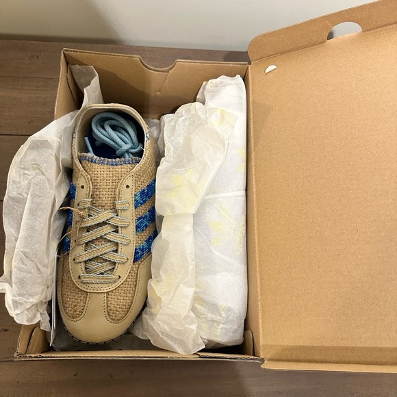 Adidas CLOT special edition sneakers - Picture 3 of 6